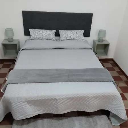 Manzoni 81 *