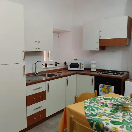 Apartment Manzoni 81 *