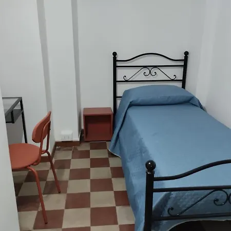 Manzoni 81 Apartment *